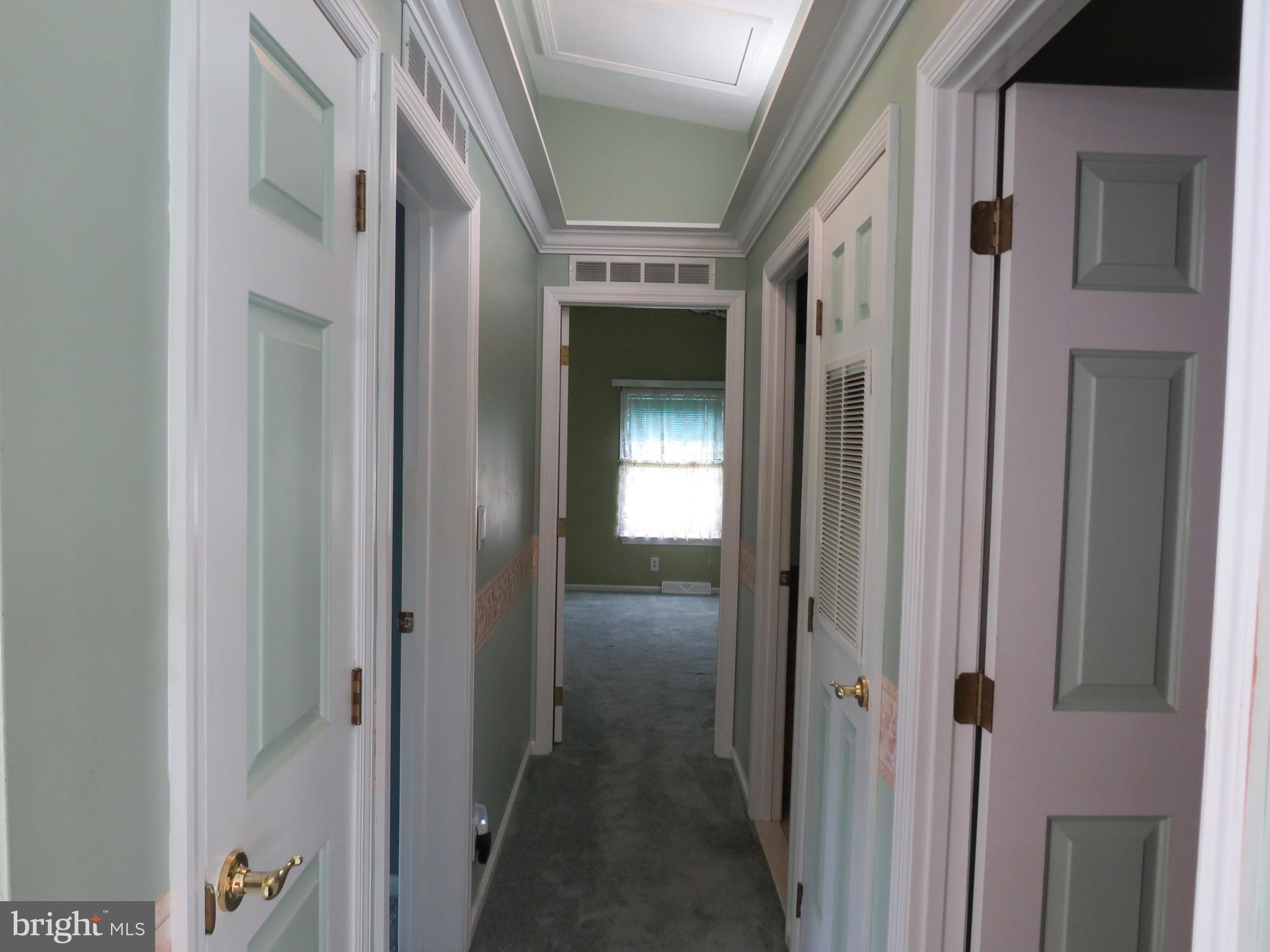 377 Spring Meadow Circle New Hope, PA 18938 - Photo 21 of 40 Hallway