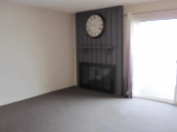 $1,700 | 820 Cliffs Drive, Unit 306, Ypsilanti, MI 48198