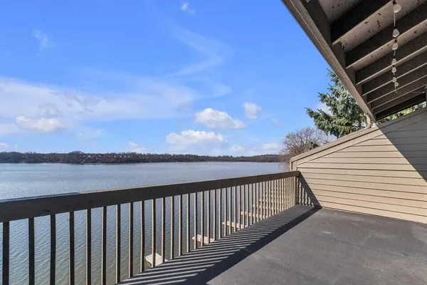 $1,700 | 820 Cliffs Drive, Unit 306, Ypsilanti, MI 48198