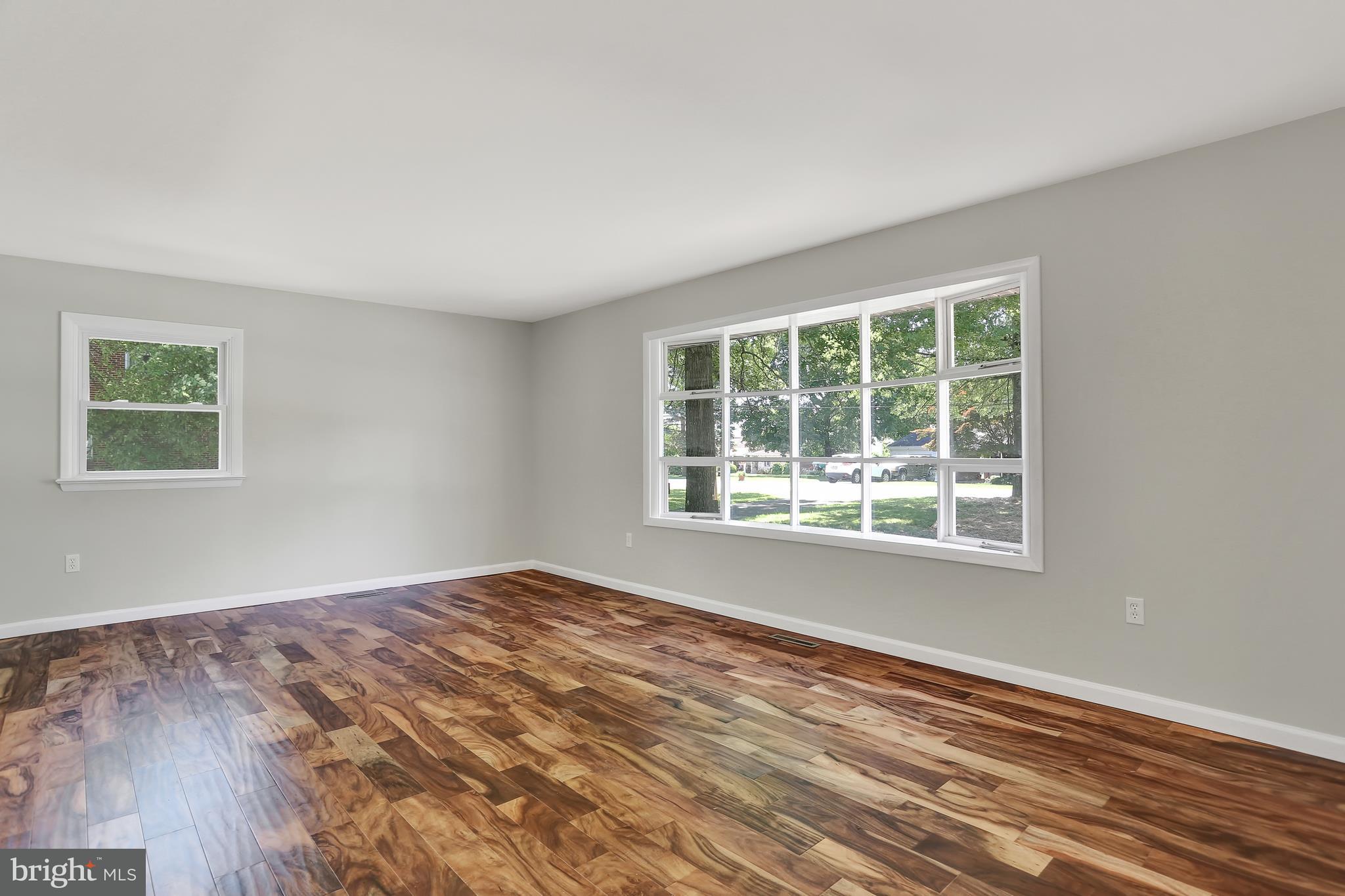 5944 Longview Road Harrisburg, PA 17112 - Photo 13 of 28 Gallery Image 13