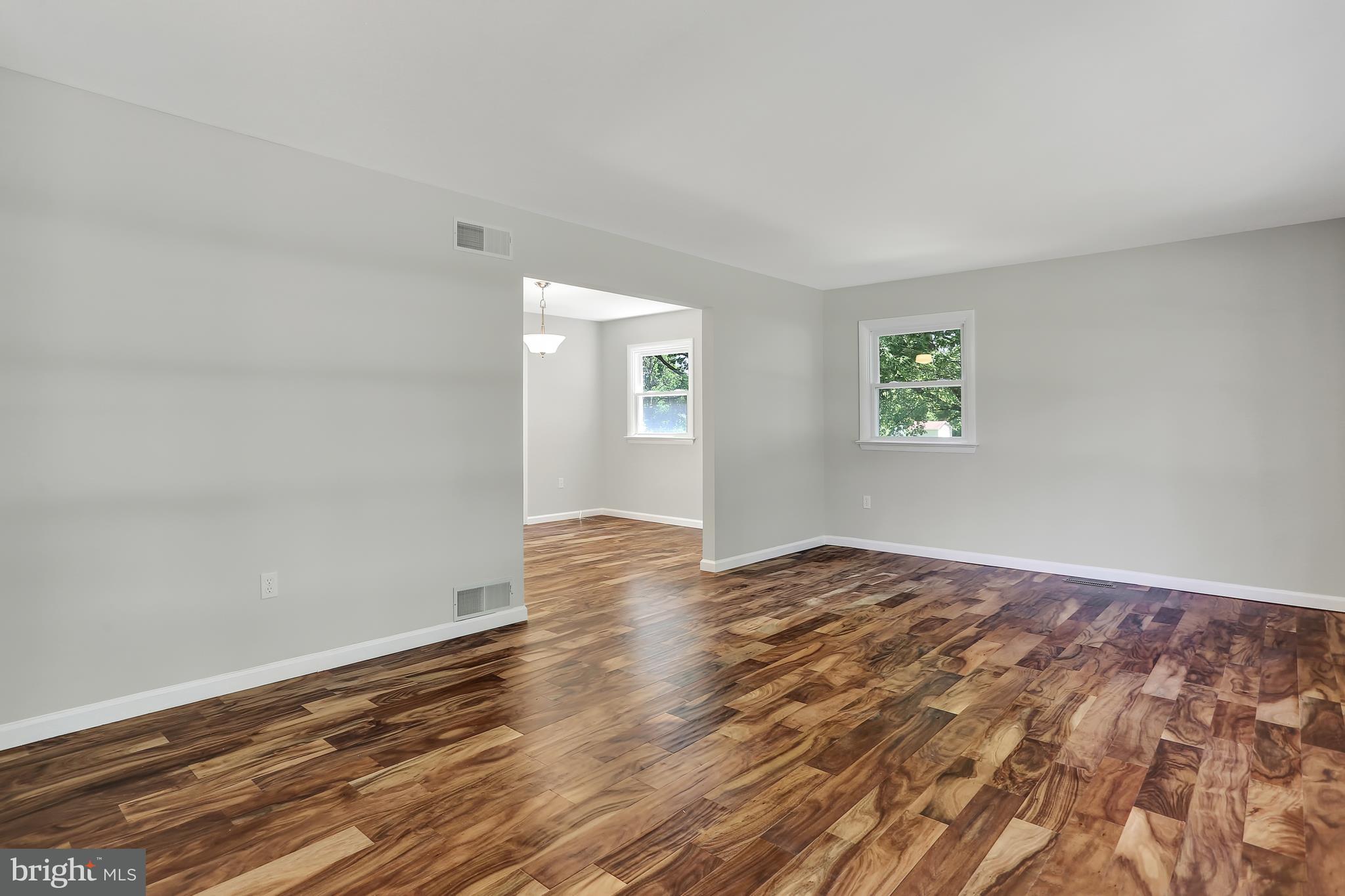 5944 Longview Road Harrisburg, PA 17112 - Photo 14 of 28 Gallery Image 14