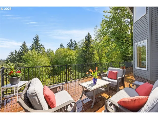 $1,775,000 | 1093 Tyndall Court, Lake Oswego, OR 97034