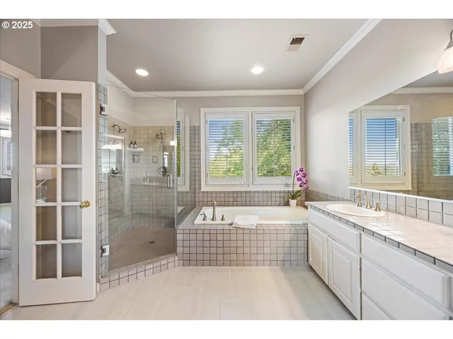 $1,775,000 | 1093 Tyndall Court, Lake Oswego, OR 97034