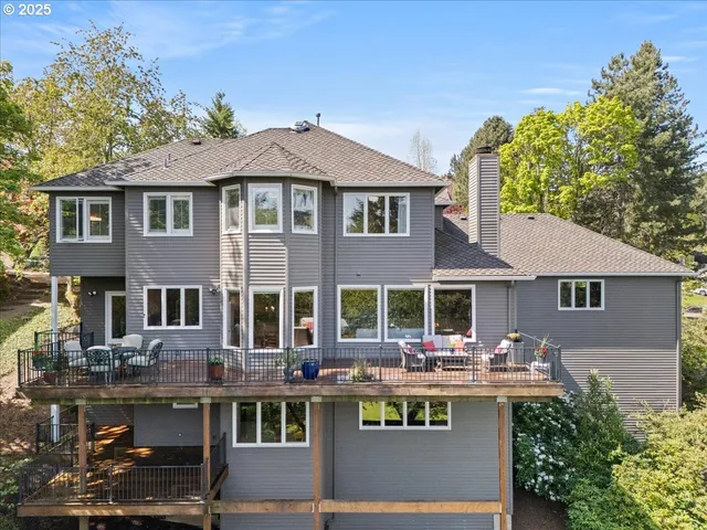 $1,775,000 | 1093 Tyndall Court, Lake Oswego, OR 97034