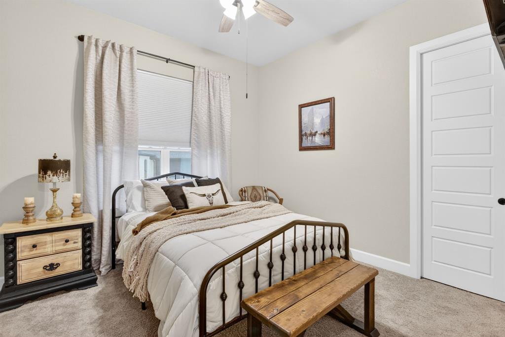 4004 Legend Trail Granbury, TX 76049 - Photo 25 of 33