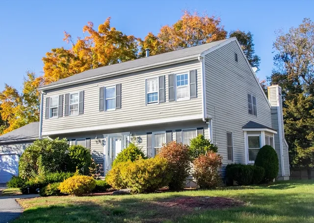 $849,999 | 4 Robinette Road, Stoughton, MA 02072