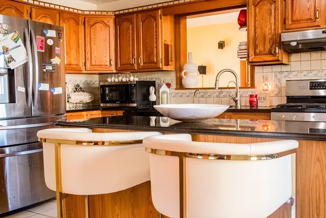 $849,999 | 4 Robinette Road, Stoughton, MA 02072