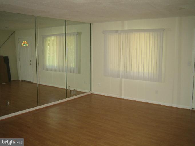 1705 Thomas Road Fort Washington, MD 20744 - Photo 17 of 24 Living Room