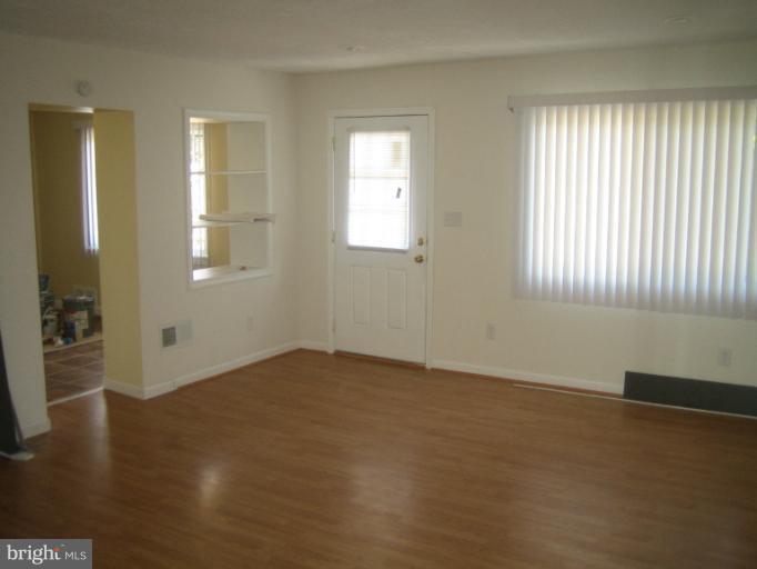 1705 Thomas Road Fort Washington, MD 20744 - Photo 21 of 24 Living Room