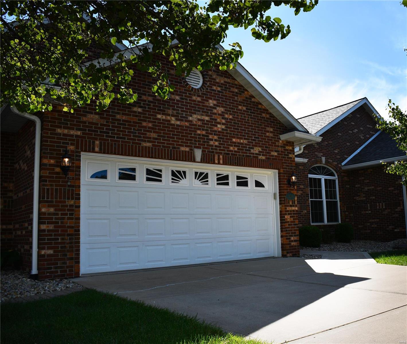 108 Summit Ridge Maryville, IL 62062 - Photo 4 of 36 Gallery Image 4