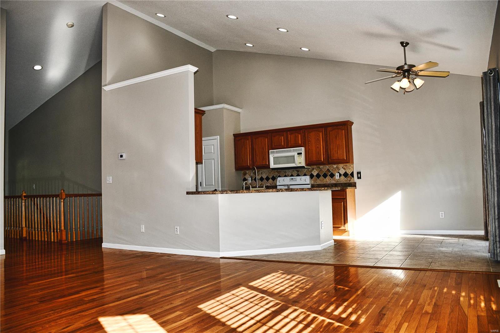 108 Summit Ridge Maryville, IL 62062 - Photo 10 of 36 Gallery Image 10