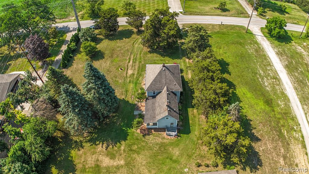 749 East Newburg Road Carleton, MI 48117 - Photo 9 of 43