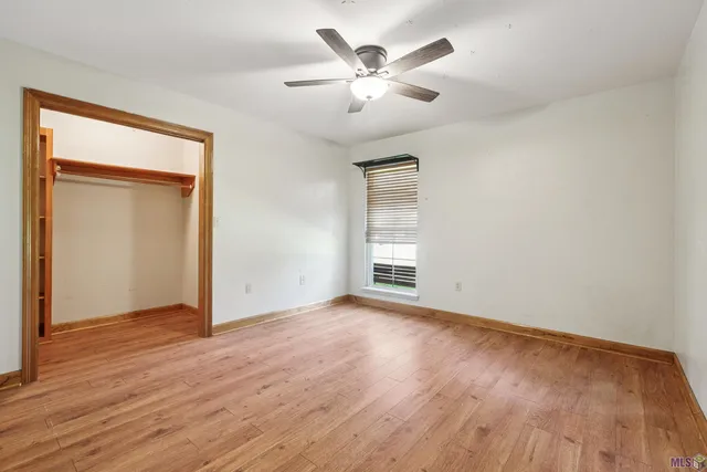 $326,000 | 15115 Peairs Road, Pride, LA 70770