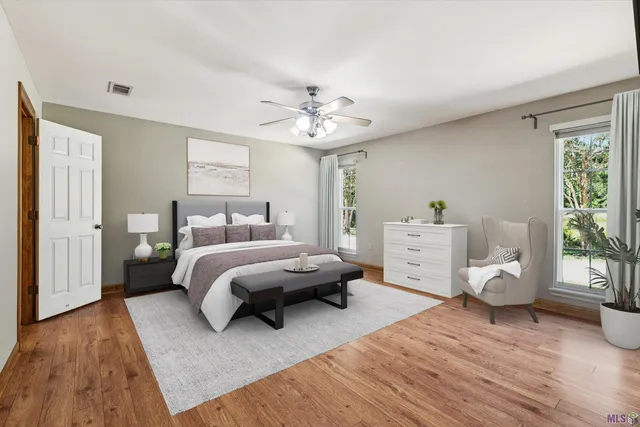 $326,000 | 15115 Peairs Road, Pride, LA 70770