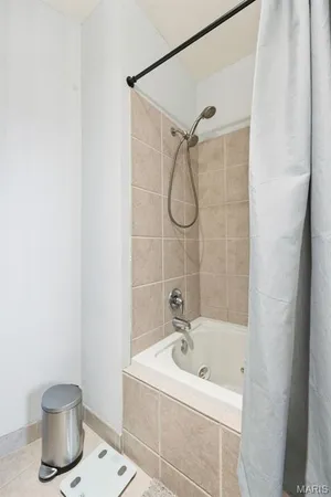 $199,999 | 1627 Locust Street, Unit 305, St. Louis, MO 63103