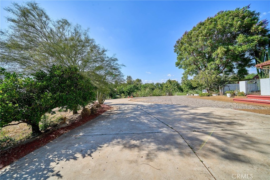 2049 Myers Street Riverside, CA 92503 - Photo 22 of 75
