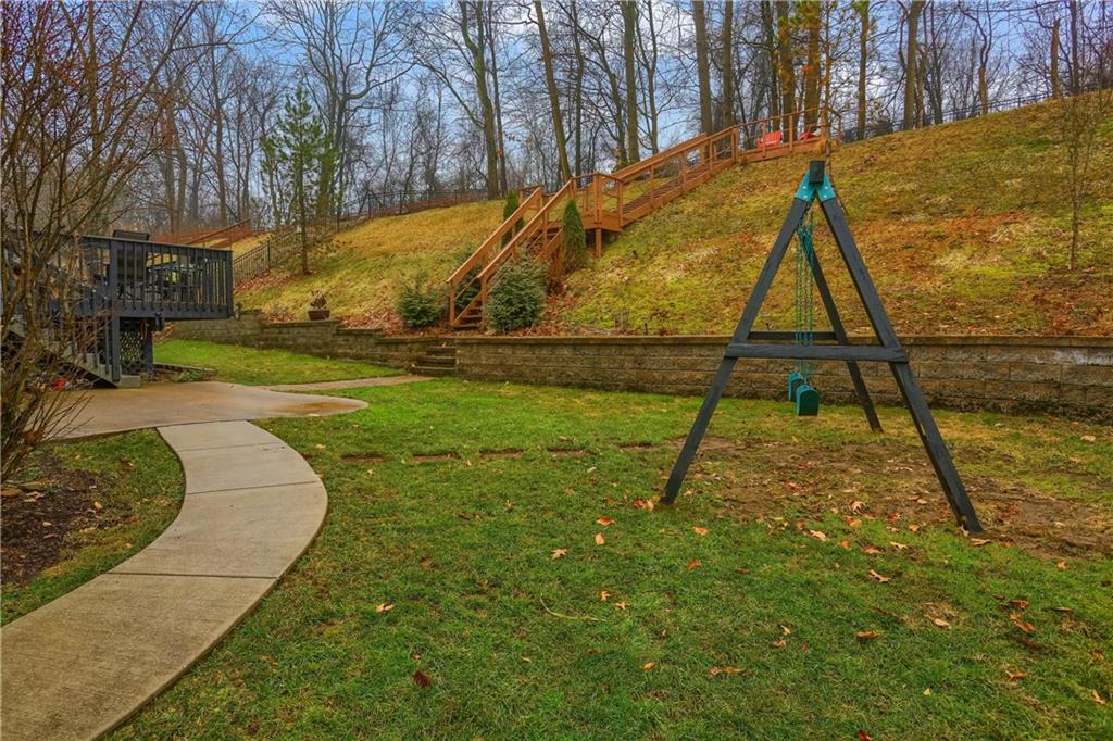 420 Blue Ridge Drive Moon Township, PA 15108 - Photo 26 of 50