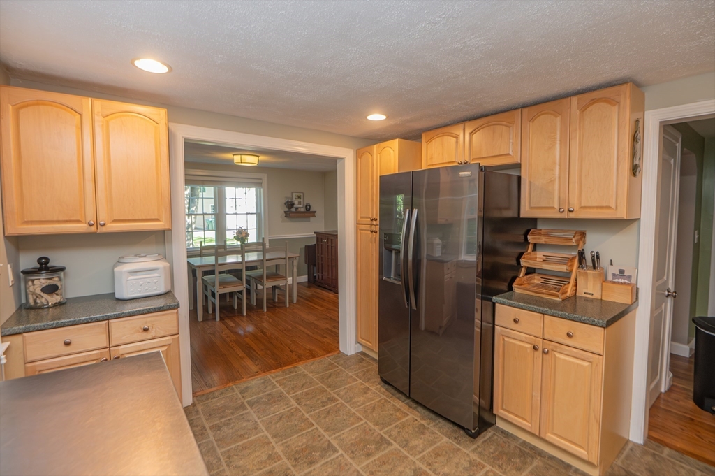 53 Bulfinch Road Lynn, MA 01902 - Photo 22 of 42