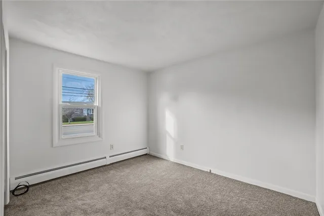 $2,400 | 355 Bristol Ferry Road, Unit 1, Portsmouth, RI 02871