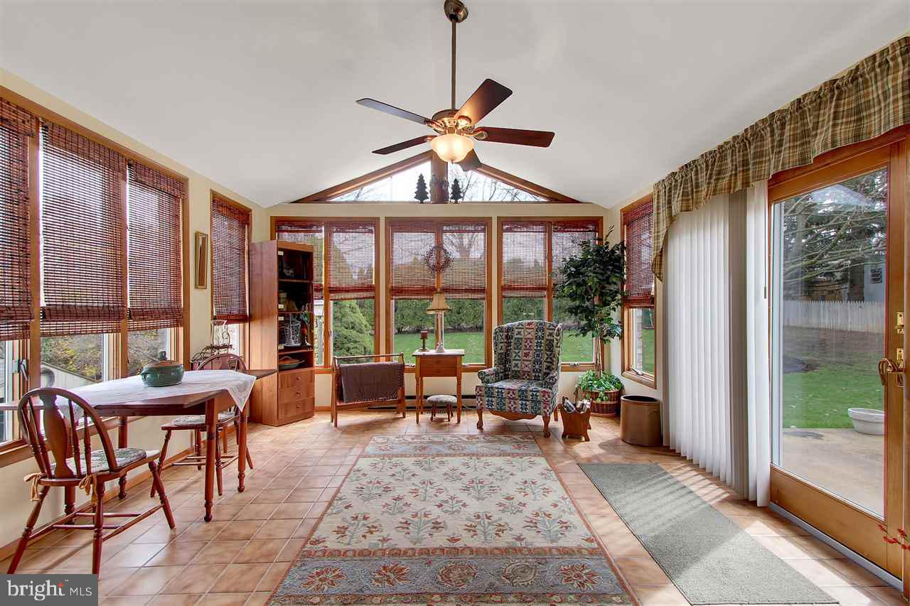 2183 Derry Road York, PA 17408 - Photo 9 of 26