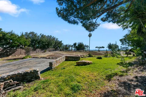 $1,500,000 | 23424 West Moon Shadows Drive, Malibu, CA 90265