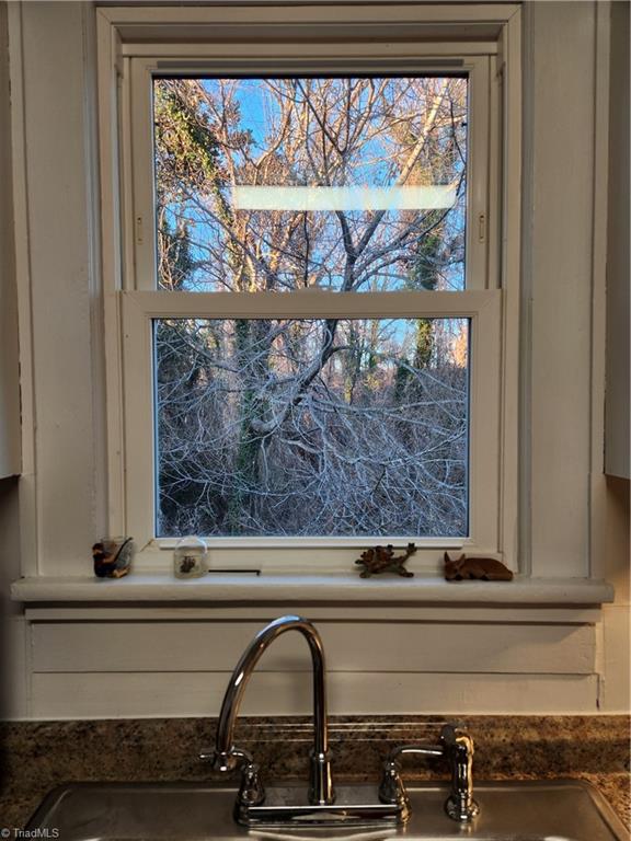 119 Salmon Street Elkin, NC 28621 - Photo 12 of 30