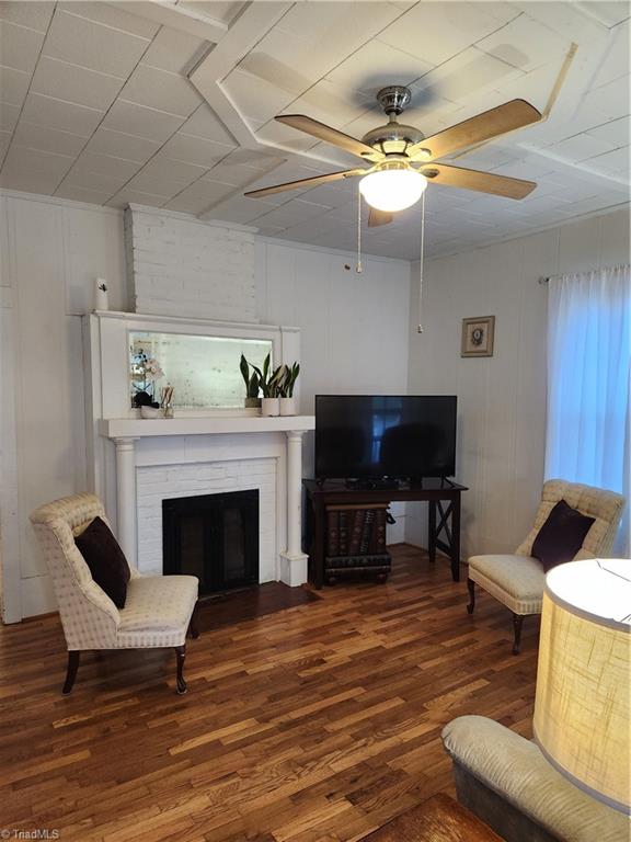 119 Salmon Street Elkin, NC 28621 - Photo 9 of 30