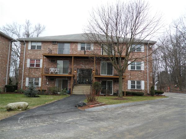 10 Karen Circle, Unit 18 Billerica, MA 01821 - Photo 1 of 6