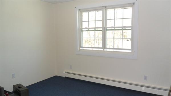 10 Karen Circle, Unit 18 Billerica, MA 01821 - Photo 5 of 6