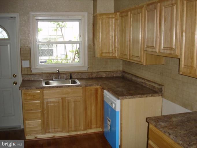 3516 Maryvale Road Windsor Mill, MD 21244 - Photo 10 of 11 Kitchen