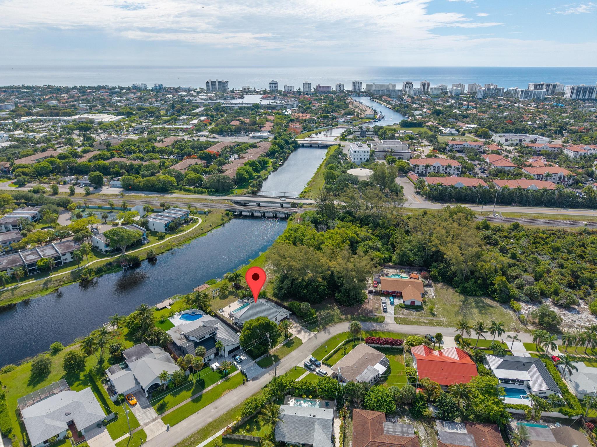 33 Oregon Lane Boca Raton, FL 33487 - Photo 5 of 46 69File