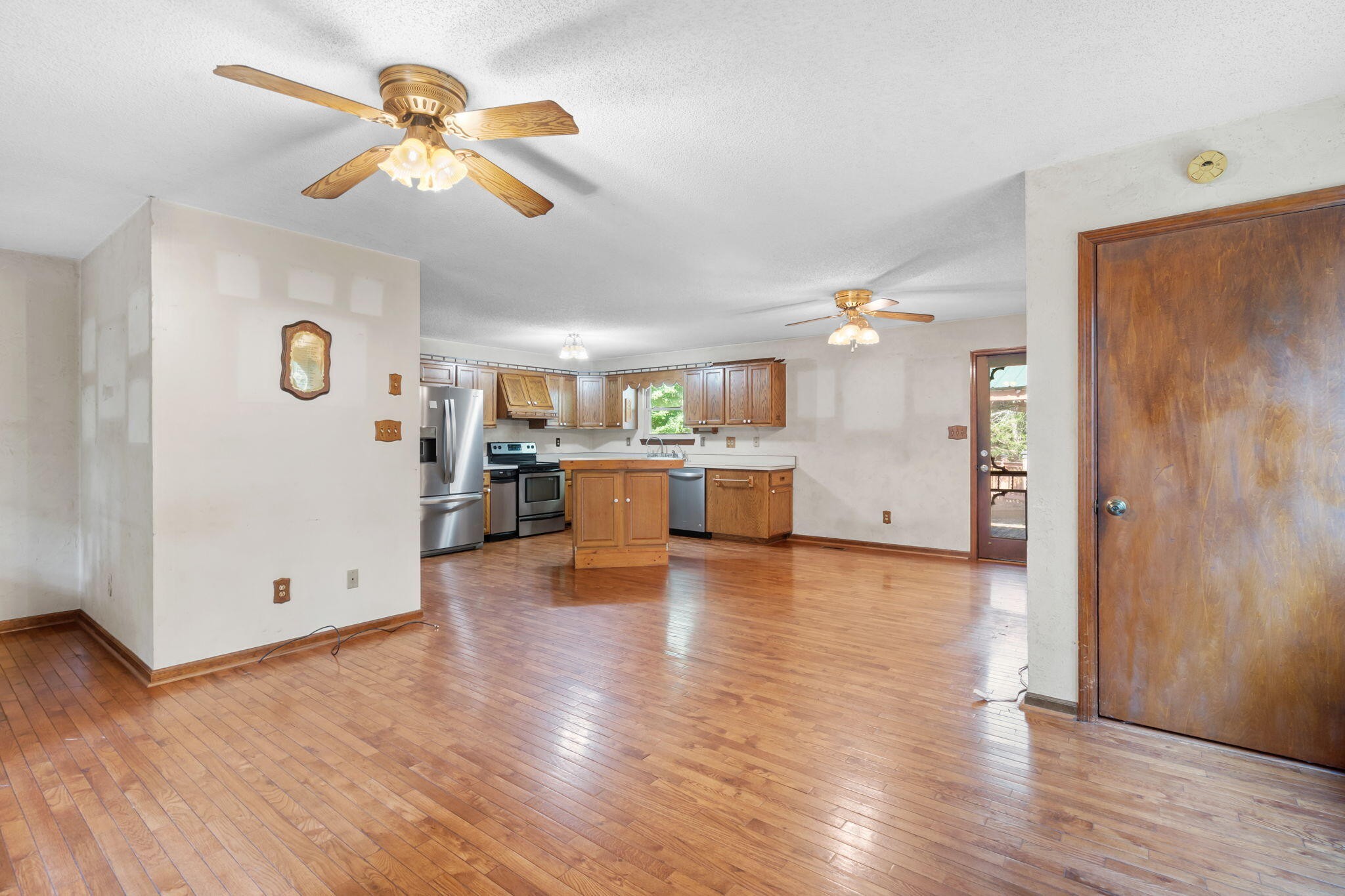 444 Morgan Road Charleston, TN 37310 - Photo 8 of 19 Gallery Image 8
