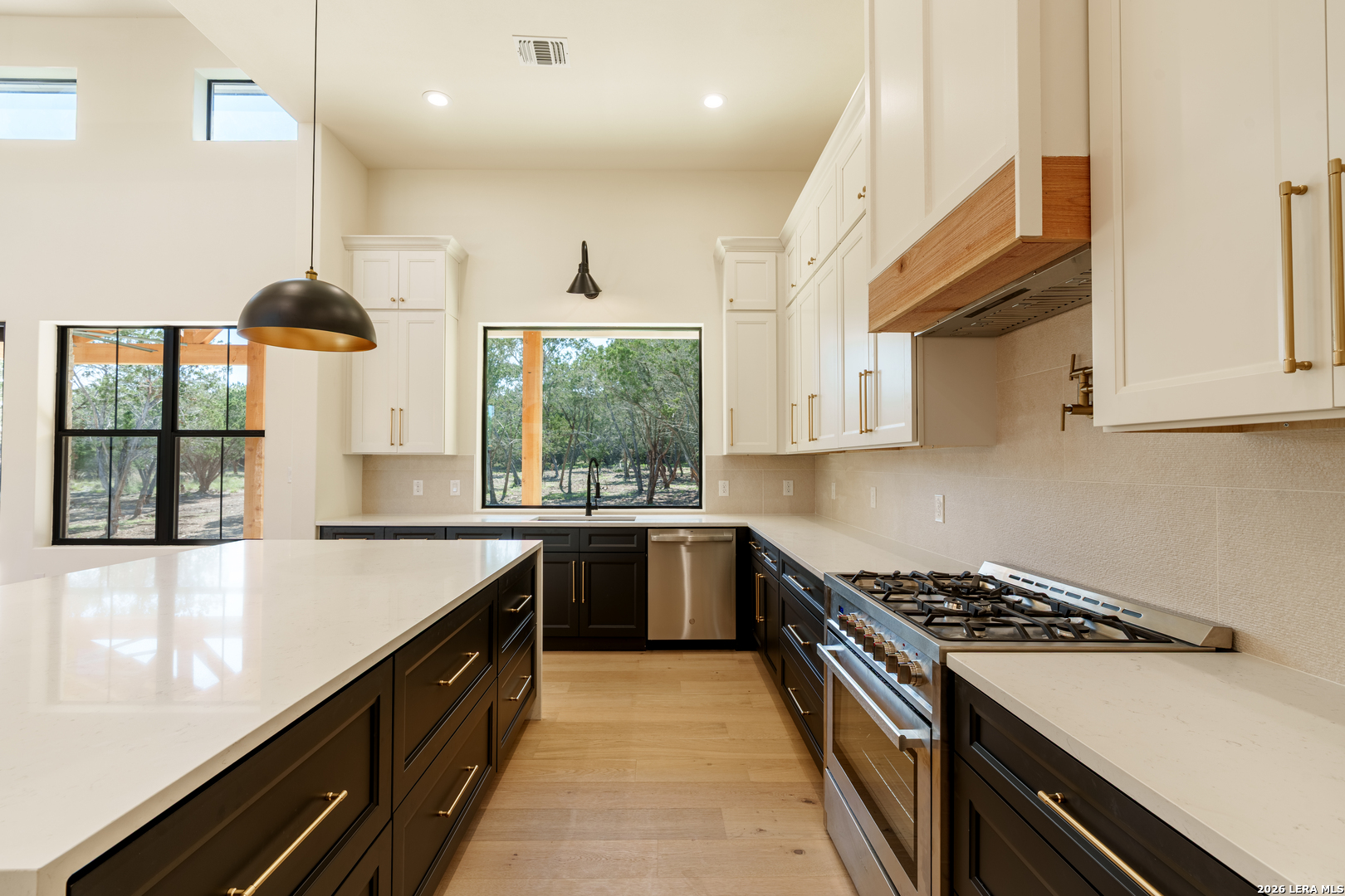 129 Aermotor Lane Boerne, TX 78006 - Photo 10 of 25