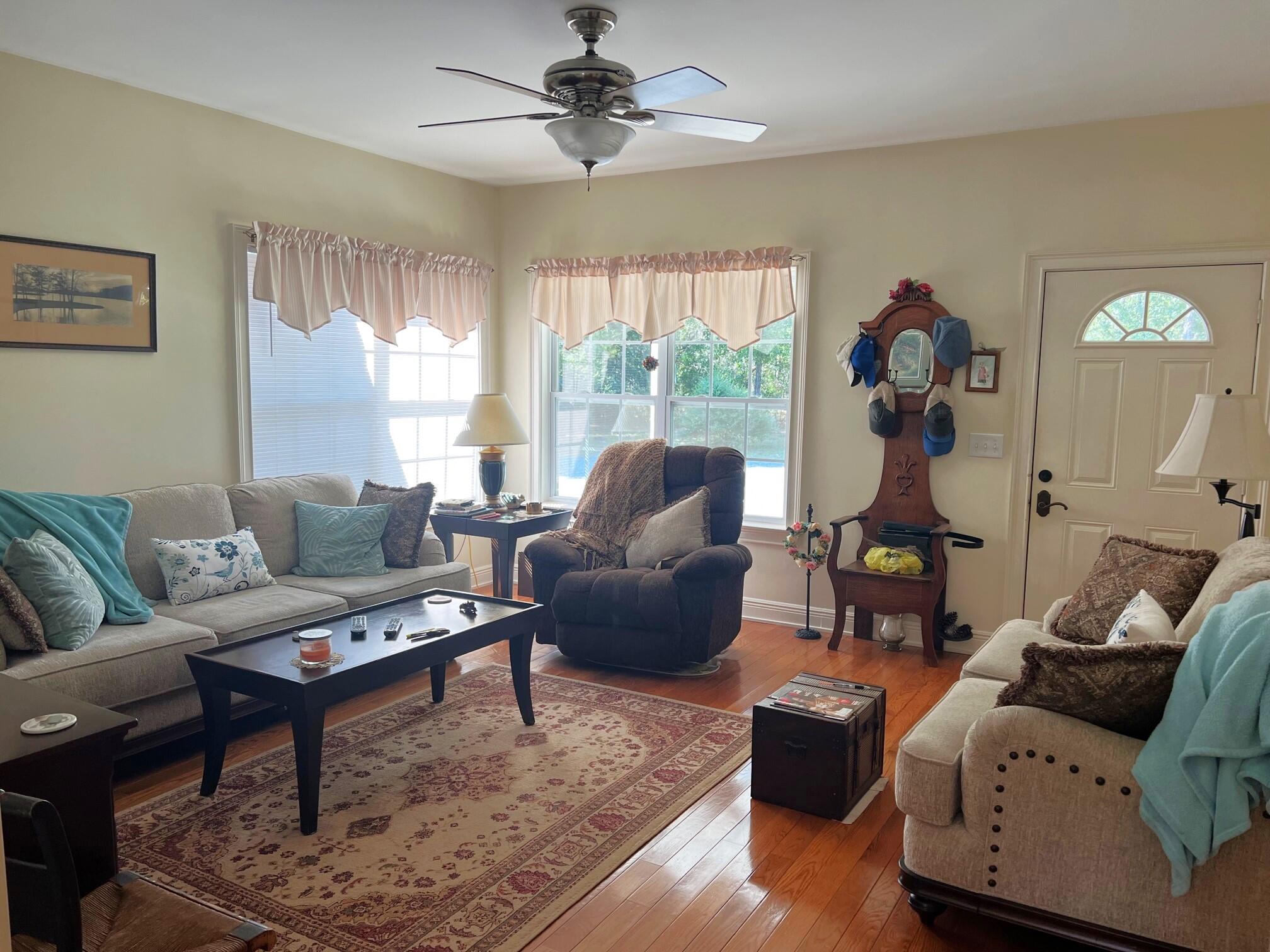 85 Huckaba Road DeFuniak Springs, FL 32435 - Photo 8 of 51 Living Room (1)