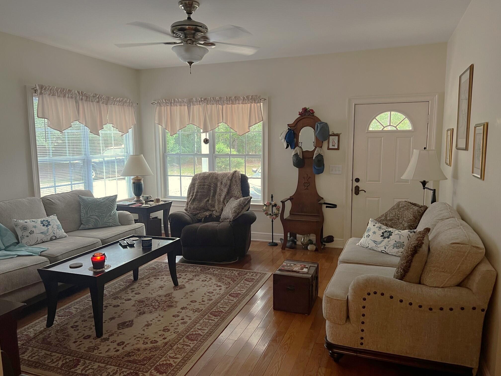 85 Huckaba Road DeFuniak Springs, FL 32435 - Photo 9 of 51 Living Room (2)