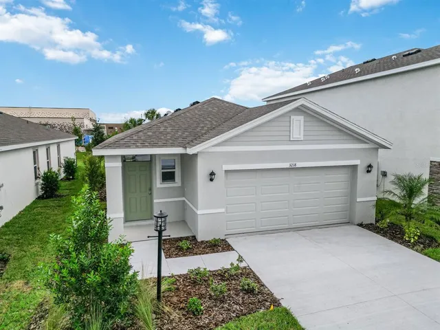 $3,250 | 3218 Bitterroot Lane, Bradenton, FL 34211