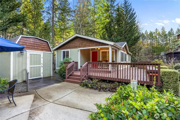 $399,999 | 920 East Mason Lake Drive East, Grapeview, WA 98546