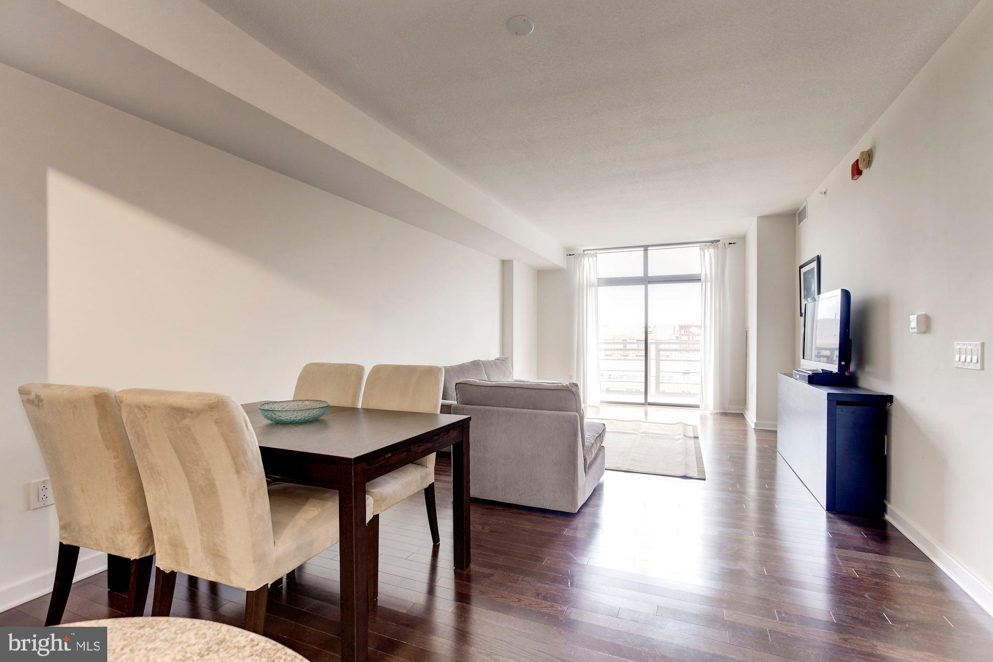 475 K Street Northwest, Unit 1105 Washington, DC 20001 - Photo 11 of 28 Dinning & Living Area