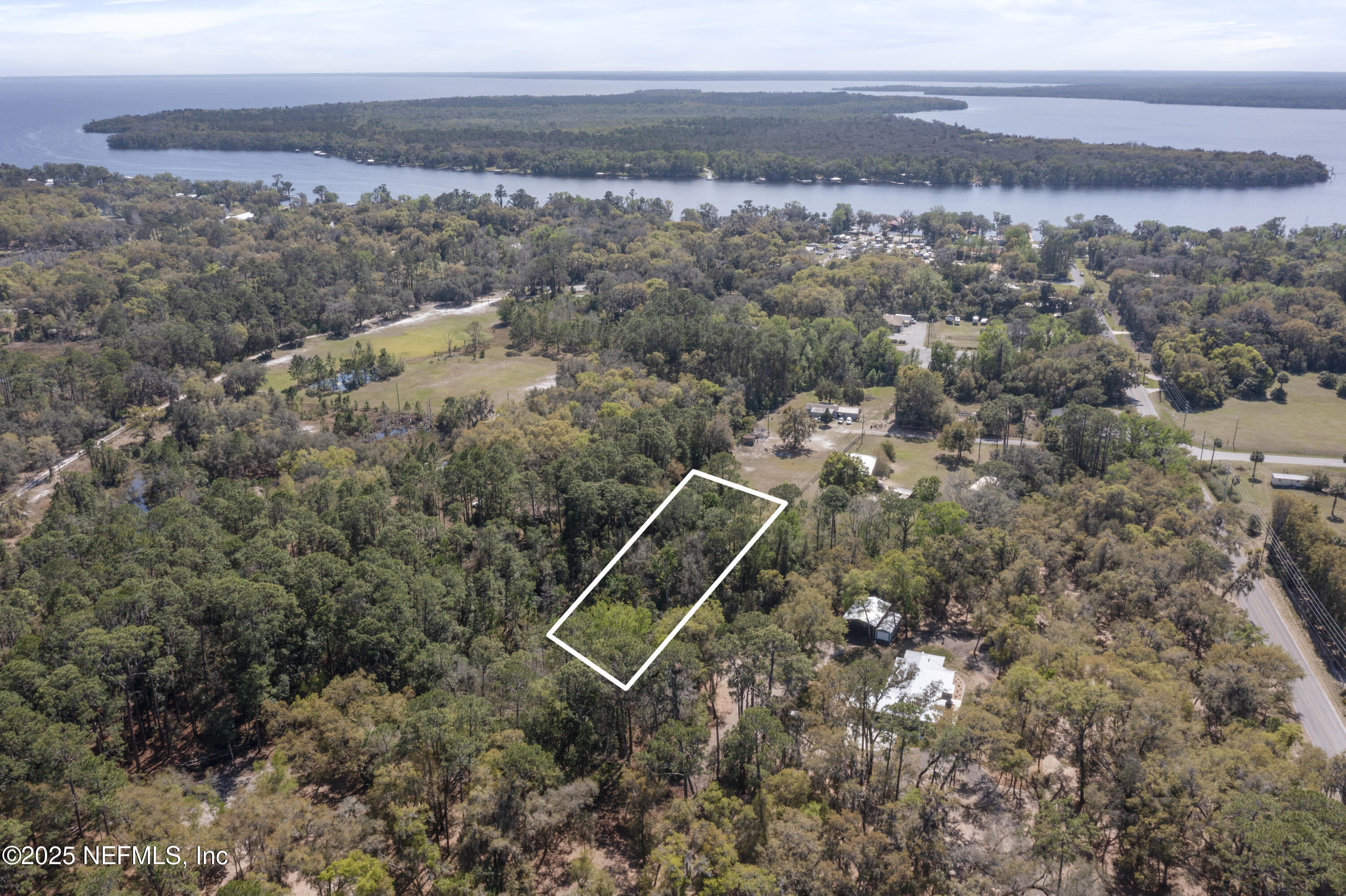 32 Lone Laurel Lane Georgetown, FL 32139 - Photo 2 of 12 DJI_0618a