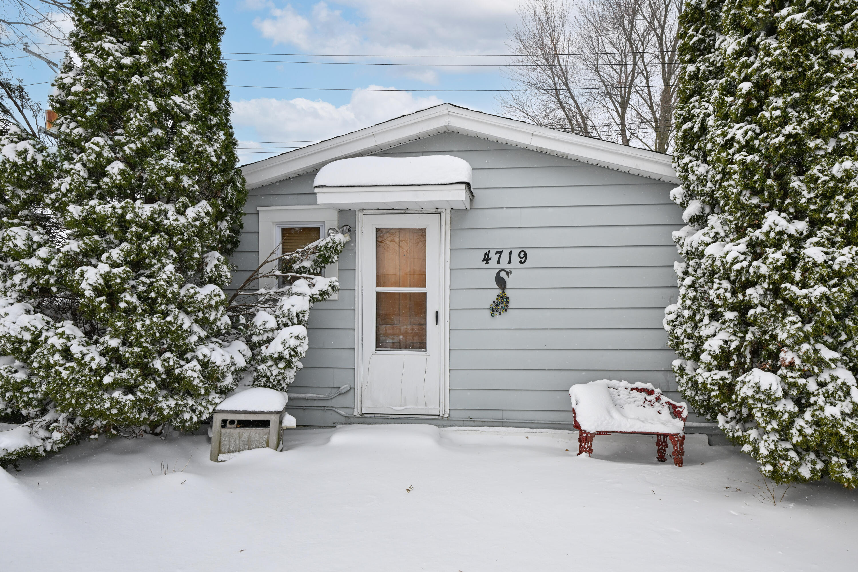 4719 North 126th Street Butler, WI 53007 - Photo 2 of 24 DSC_ (3)