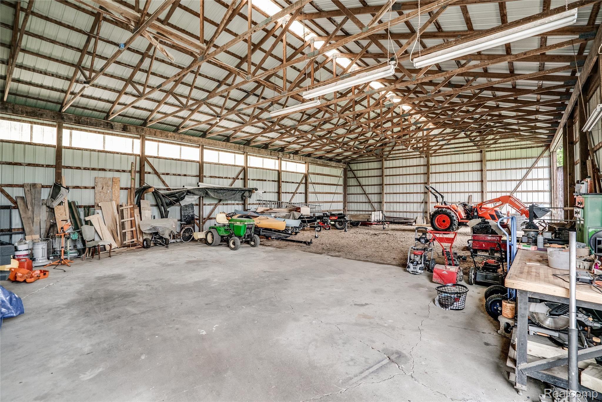 4308 Cook Road Swartz Creek, MI 48473 - Photo 42 of 44 4308 cook rd barn 3.jpg