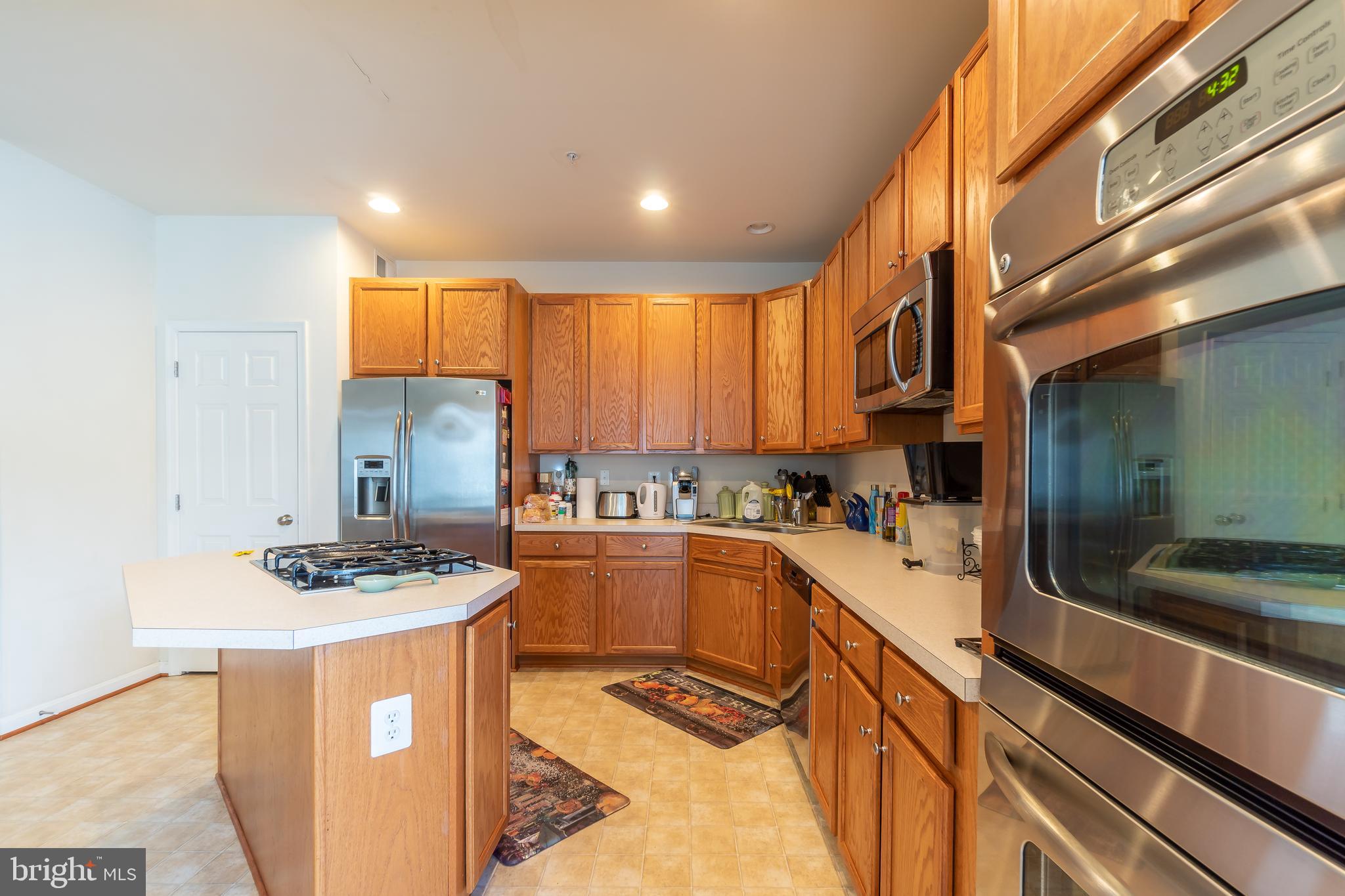 9717 Traver Street Bowie, MD 20721 - Photo 9 of 35