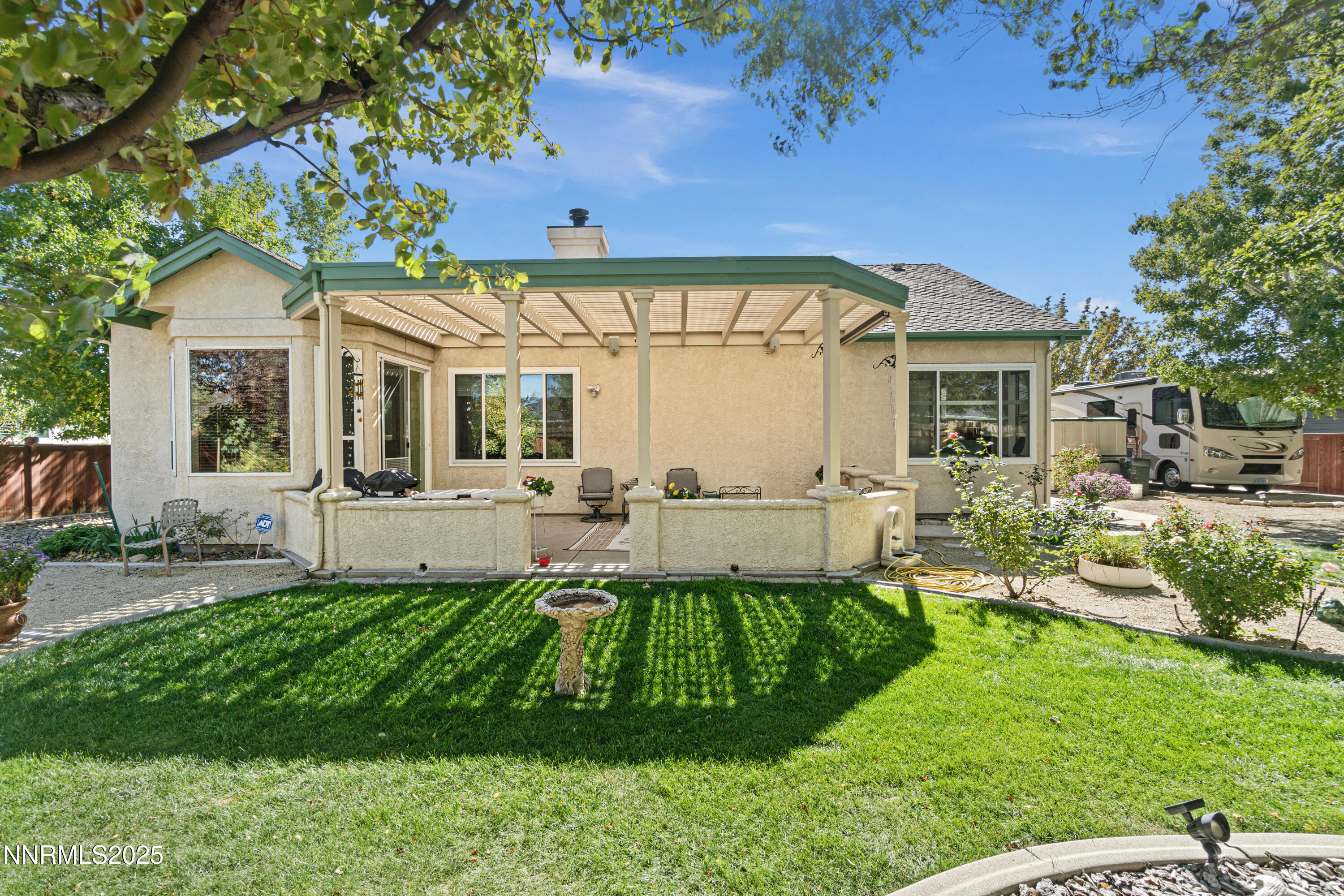 1216 Pleasantview Drive Gardnerville, NV 89460 - Photo 31 of 32 Yard Back