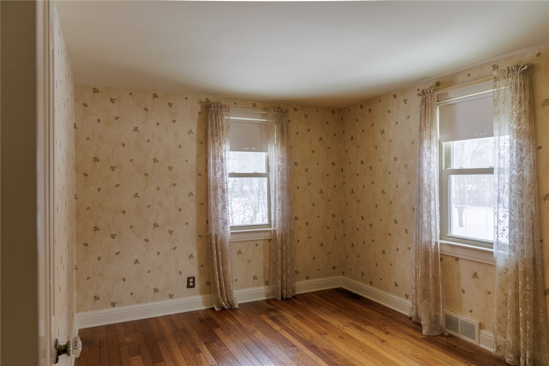 1029 Pittsford Victor Road Perinton, NY 14534 - Photo 18 of 37