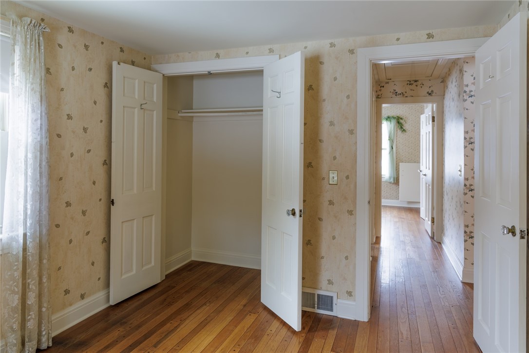 1029 Pittsford Victor Road Perinton, NY 14534 - Photo 19 of 37