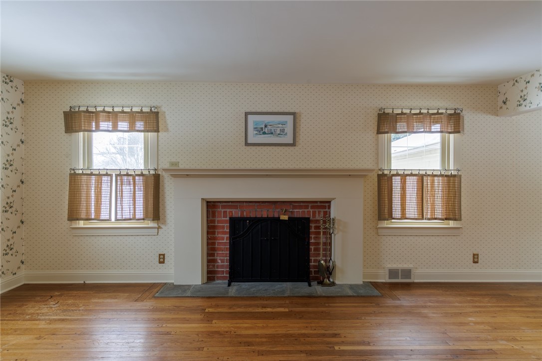 1029 Pittsford Victor Road Perinton, NY 14534 - Photo 6 of 37