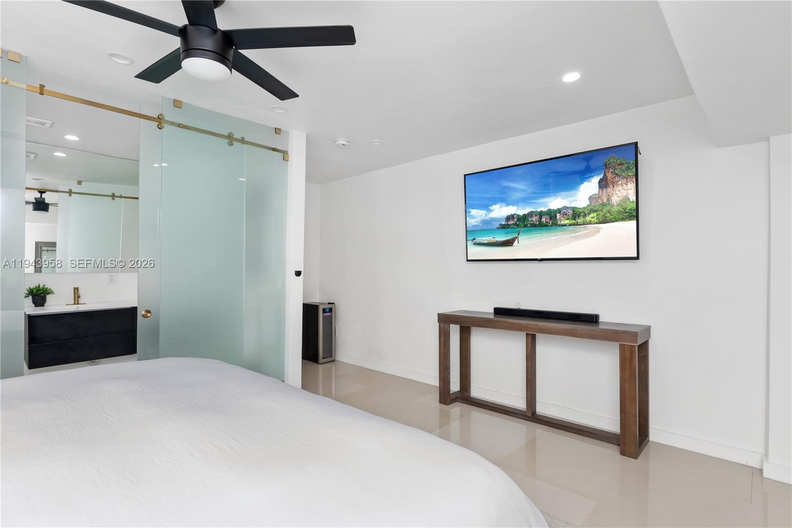 11810 West Biscayne Canal Road Miami, FL 33161 - Photo 11 of 18