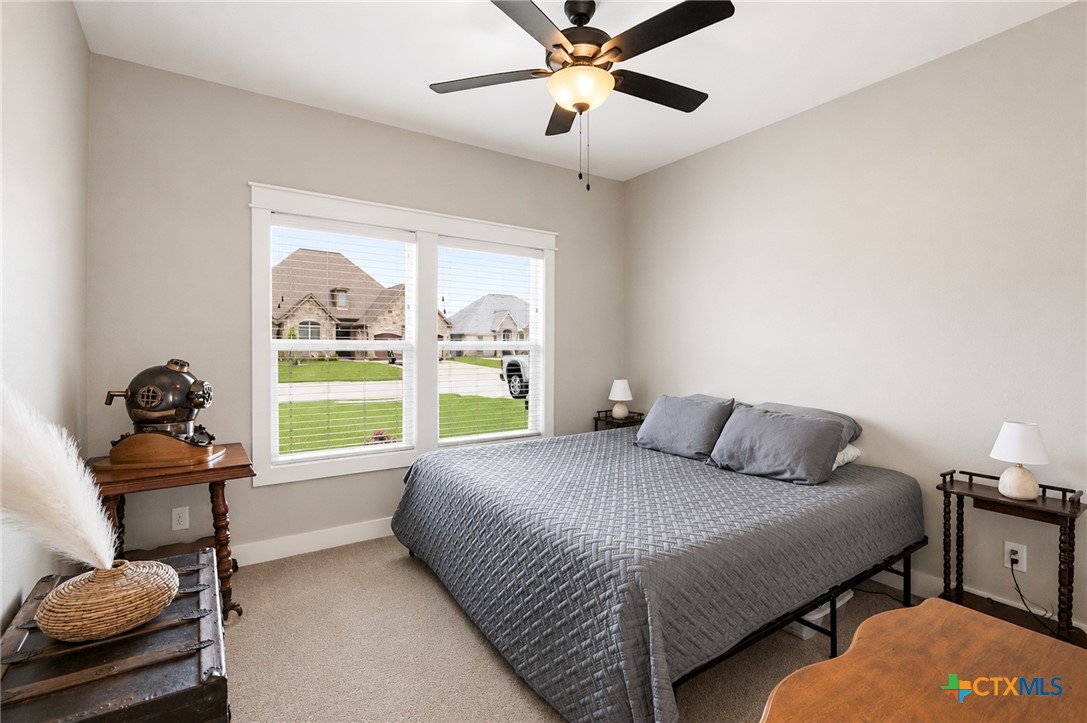 502 Townhall Lane Victoria, TX 77904 - Photo 20 of 35 Bedroom 3