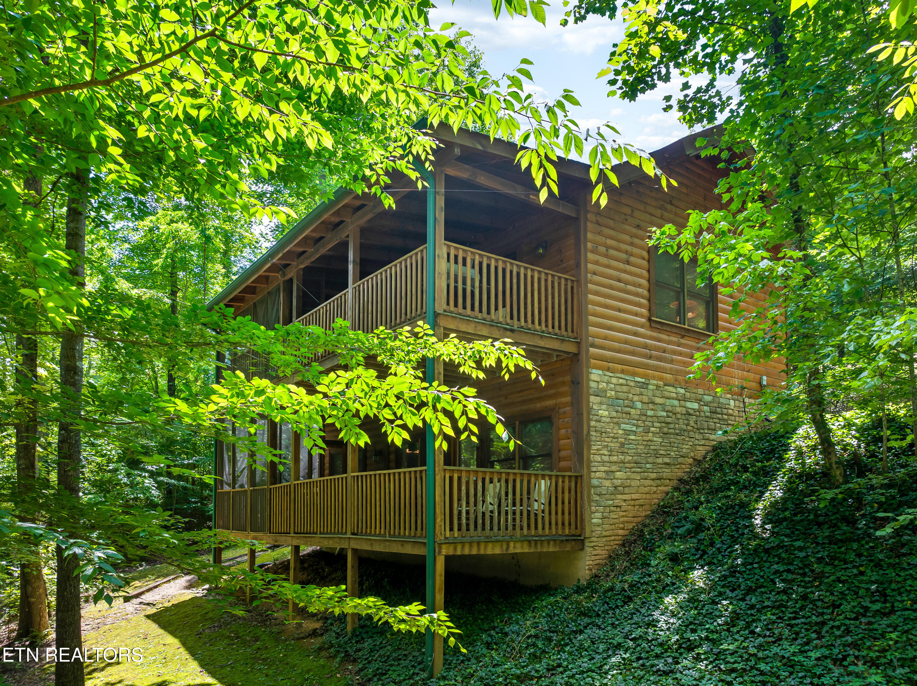 3123 Happy Hollow Road Sevierville, TN 37862 - Photo 3 of 24 3123 Happy Hollow-33