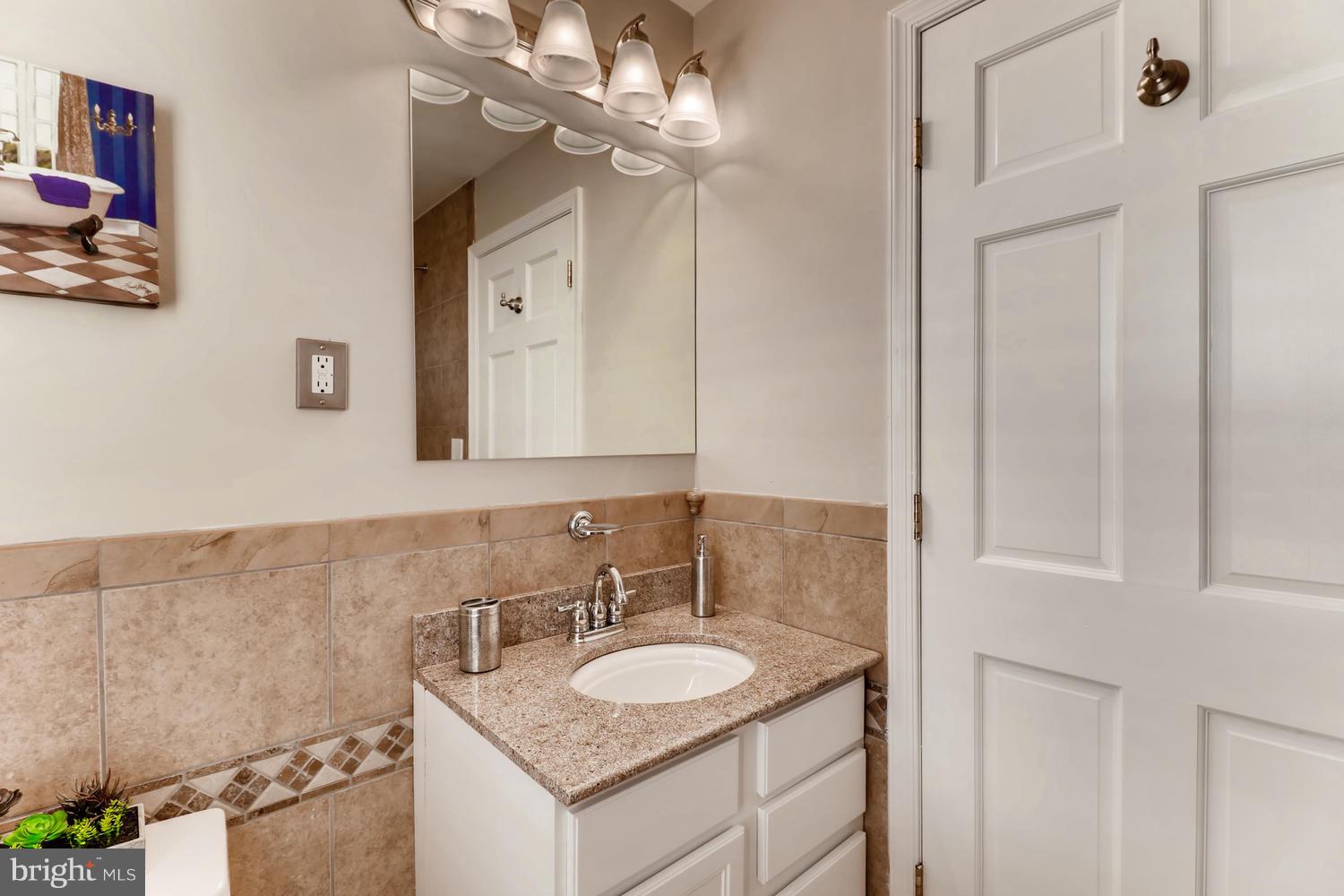 2315 Eastern Avenue Baltimore, MD 21224 - Photo 19 of 30 Master Bath